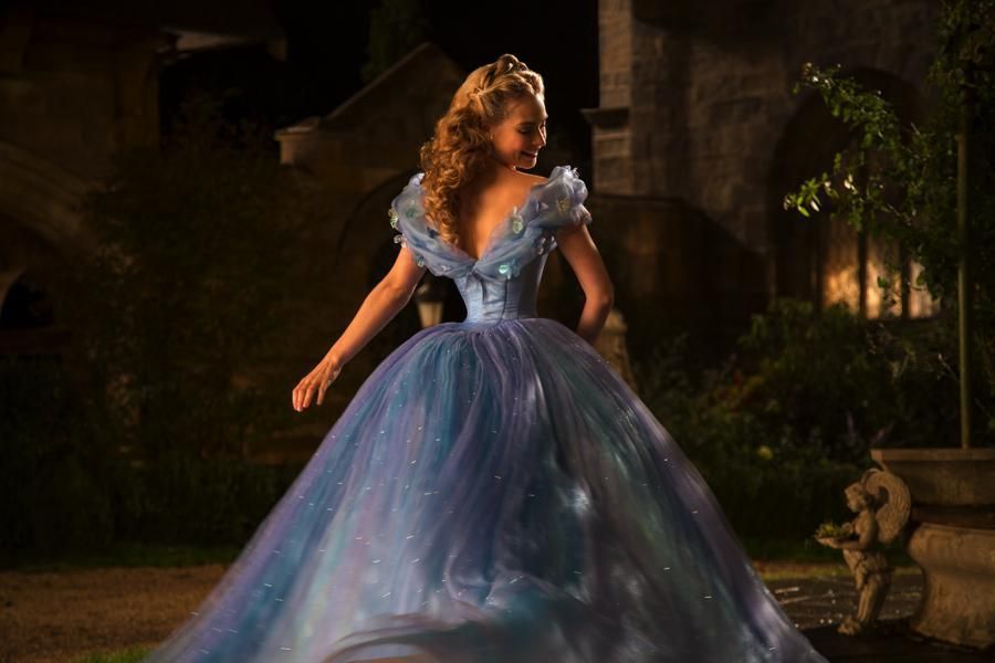 Cenerentola: un look da favola nella clip in anteprima