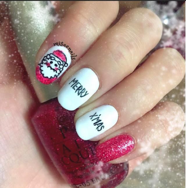 Unghie per Natale: le idee nail art più belle da copiare viste su Instagram