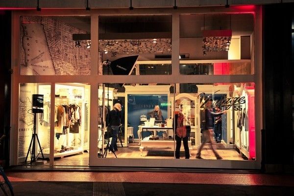 Vintage 55 a Milano un nuovo flagship store for women