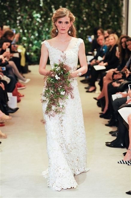 Abiti da sposa hot sale carolina herrera