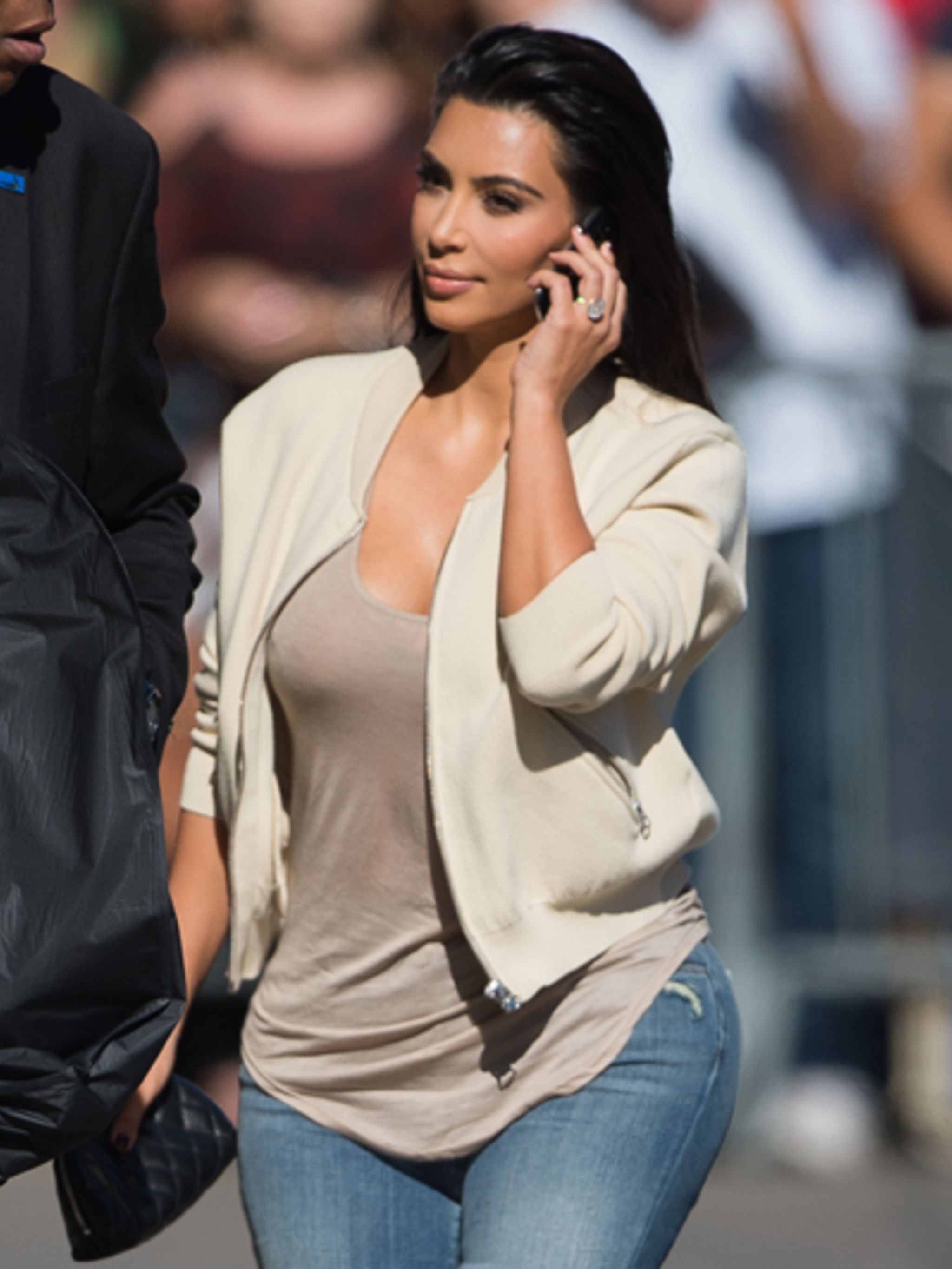 Kim Kardashian houdt een twitter-rant over haar gewicht