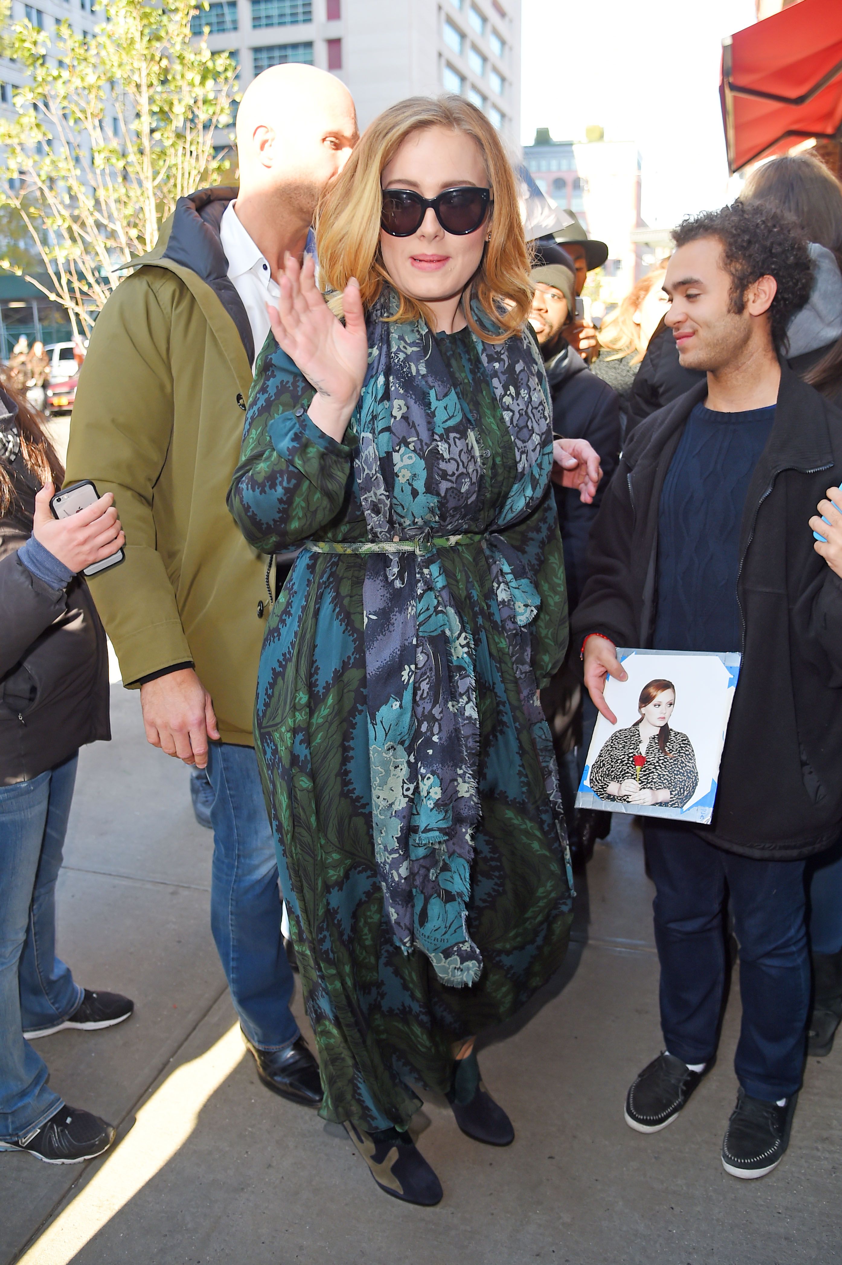 7 of Adele's most iconic outfits