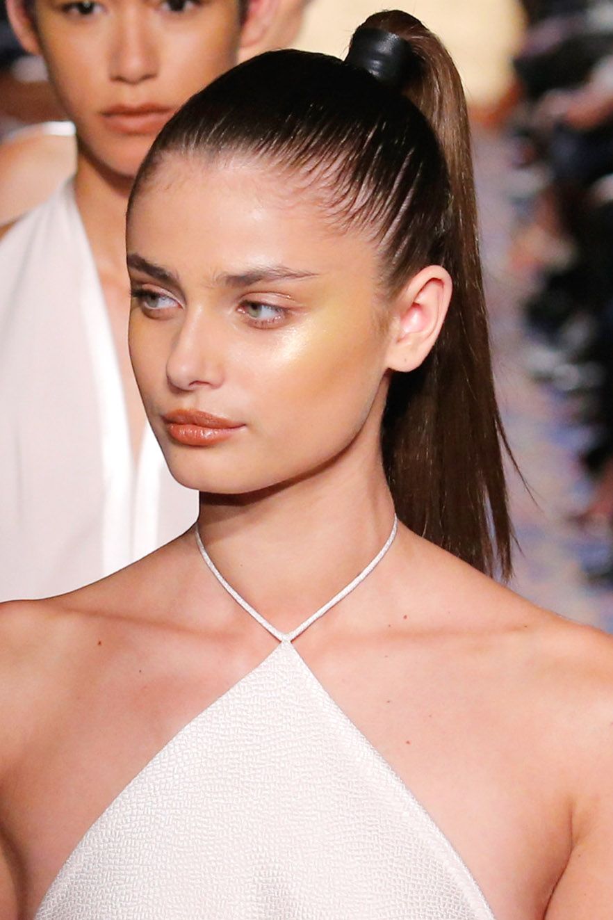 Spring 2017 Hair Trends - Spring and Summer Hairstyles Seen on the Runway