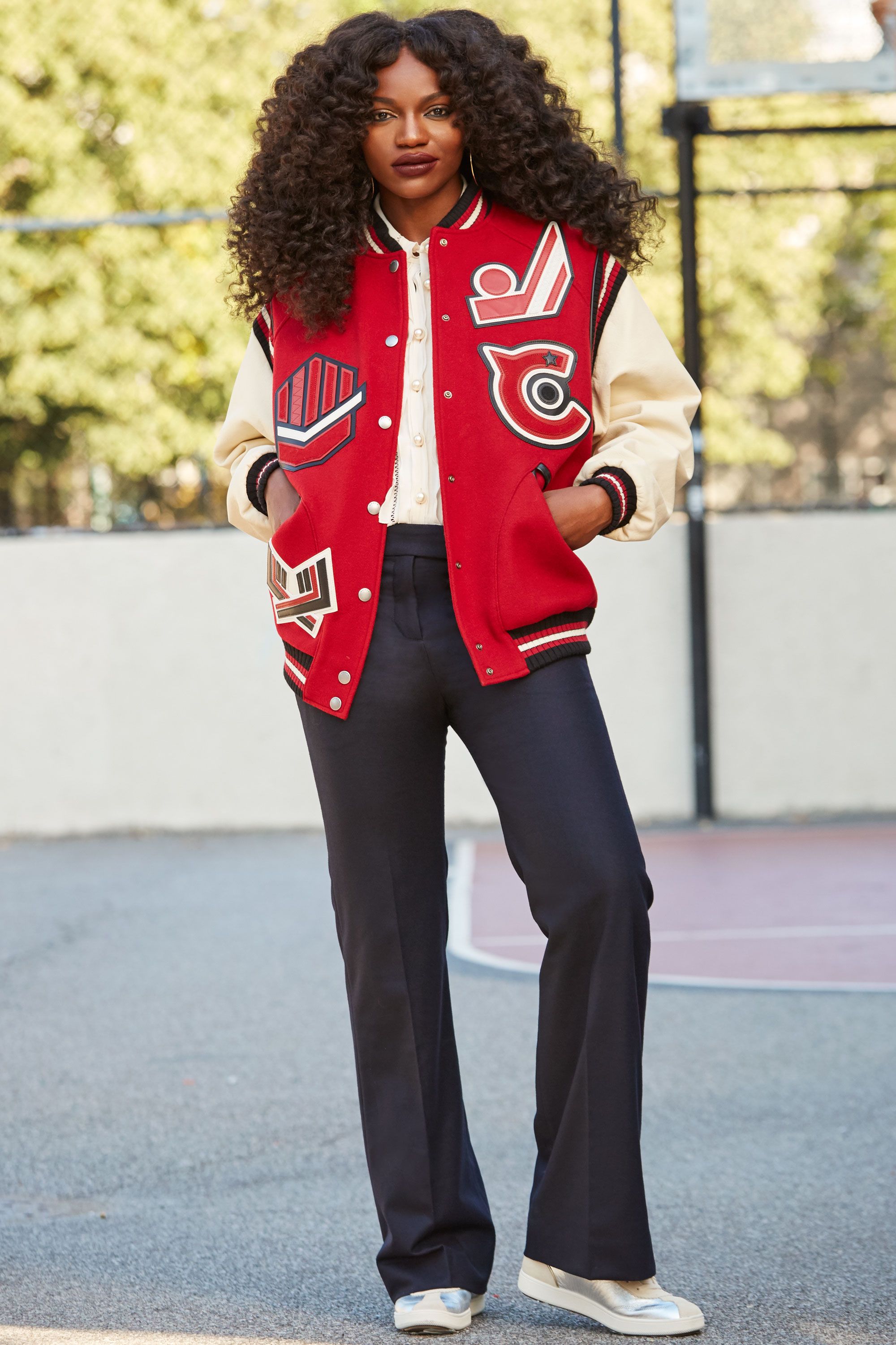 letterman #jacket #lettermanjacket  Jacket outfit women, Letterman jacket  outfit, Varsity jacket outfit