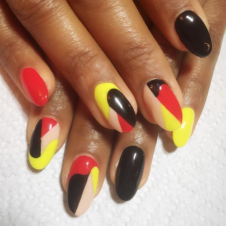 8 Easy Nail Art Designs That Even Shaky Hands Can Do