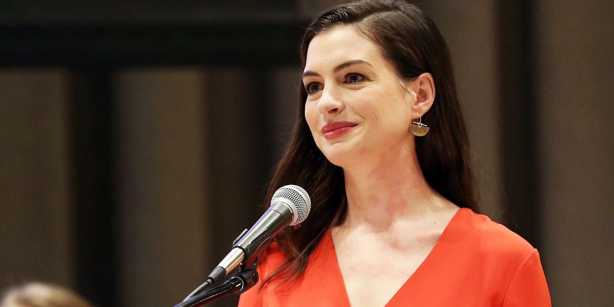 1200px x 600px - Anne Hathaway Advocates for Paid Parental Leave at the United Nations - Anne  Hathaway UN Women Speech International Women's Day