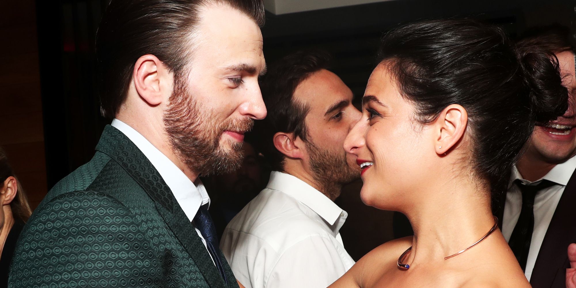 We Kiss: After Hating Each Other For a Long Time Chris Evans and