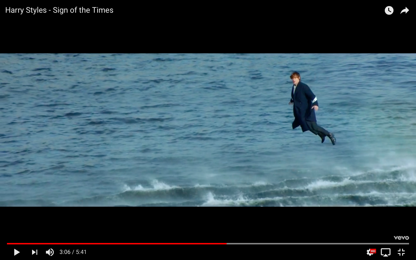 I'm Strangely Into Harry Styles and His Fisherman Sweater and His Flying  Thing