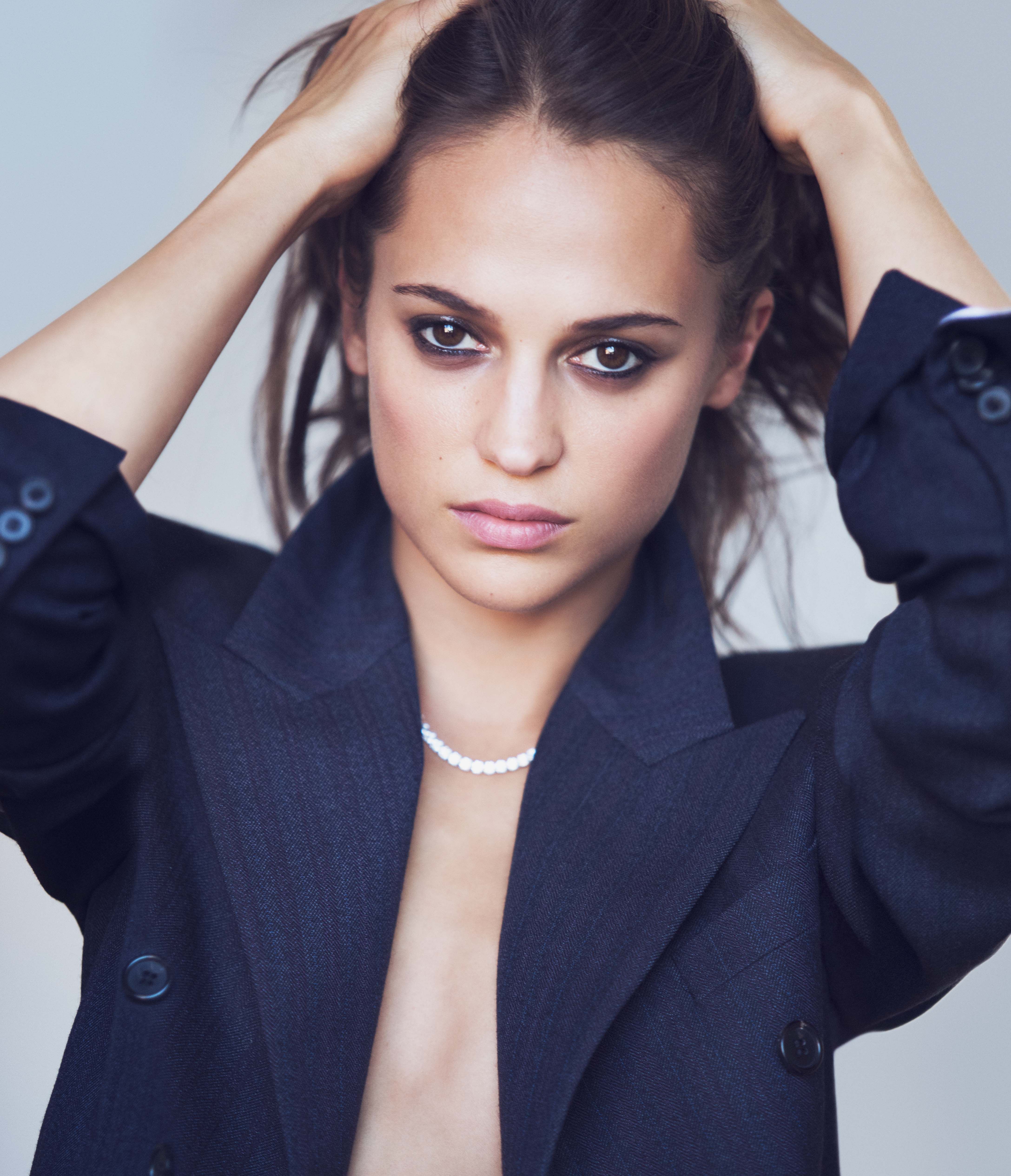 Alicia Vikander Has Mastered the Art of Day-to-Night Dressing