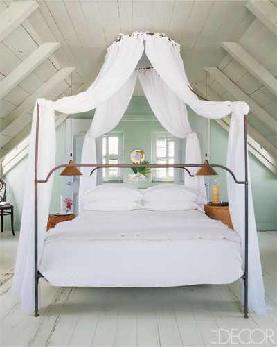 25 Canopy Bed Ideas - Modern Canopy Beds and Frames