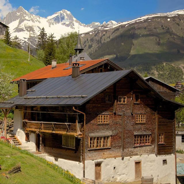 Casa rústica en los Alpes