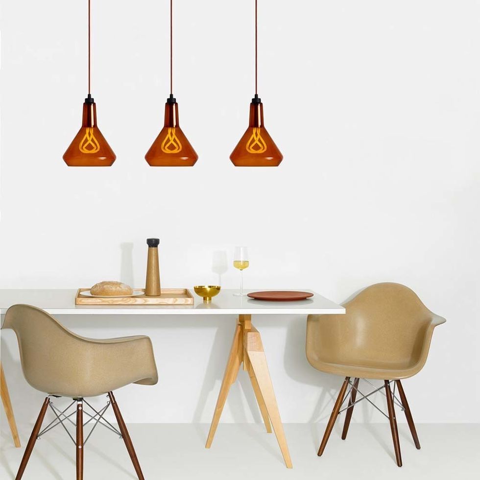 <p>Tassen, Plumen, Muuto, Sotto Luce, Fornasetti... todos ellos tienen un lugar de reunión: <a href="http://www.lovethesign.es/" target="_blank">Lovethesign</a>, la tienda de diseño contemporáneo online en la que no podrás evitar caer en la tentación.&nbsp;</p><p>&nbsp;</p>