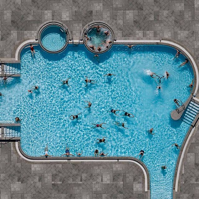 Piscina desde el aire