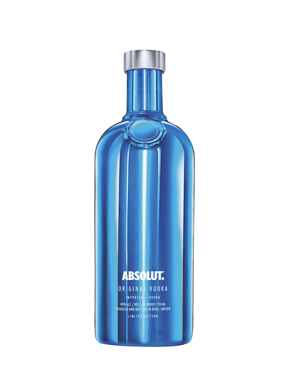 <p>El vodka Absolut rinde como homenaje su botella azul eléctrico o plata, en edición limitada, 11,60 €.&nbsp;</p>