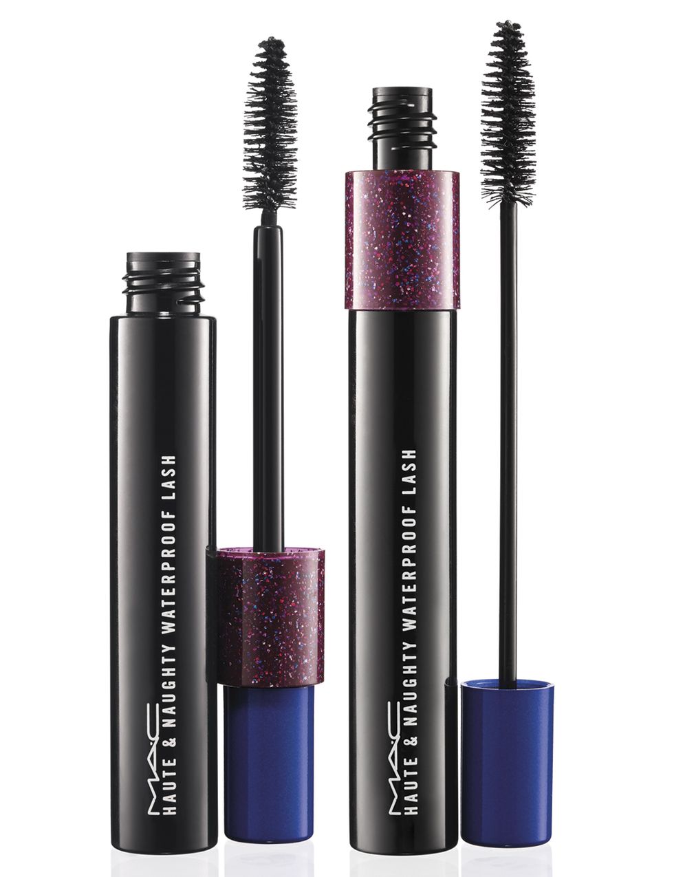 <p>La máscara dos en uno <a href="http://www.maccosmetics.es/product/shaded/152/33786/Productos/Ojos/Mscara-de-Pestaas/Haute-Naughty-Waterproof-Lash/index.tmpl" target="_blank">M·A·C Haute &amp; Naughty Waterproof Lash</a> permite que tus pestañas parezcan definidas para un look natural, o instantáneamente rizadas e intensas para un look más marcado gracias a su sistema del aplicador con doble cepillo. Uno de ellos consigue una aplicación ligera, mientras que el otro carga las pestañas para un mayor impacto. Está disponible en una nueva fórmula resistente al agua.</p>