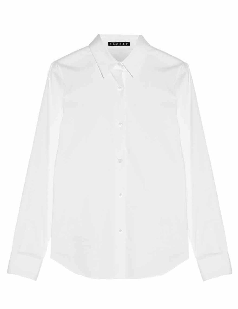 <p>Camisa blanca de algodón (225 €). </p>