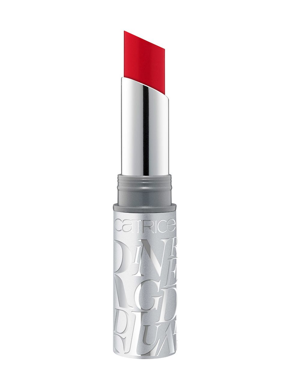 <p>'Alluring Reds Matt Lip Colour' (5,69 €). Tono 'Attraction'. De <strong>Catrice.</strong></p>