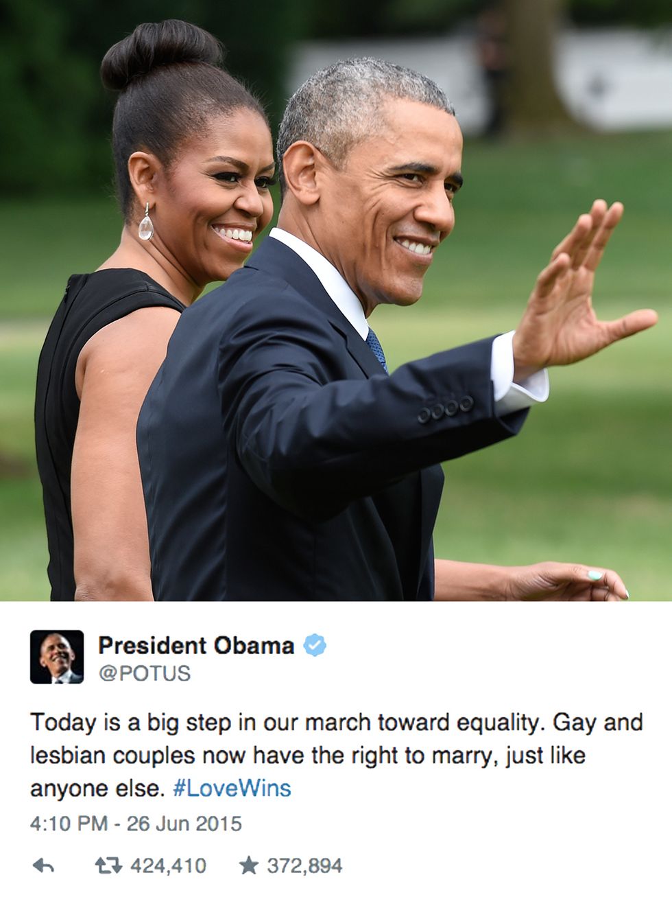 <p>El primer tweet, de su mano. De los primeros en abanderar el #lovewins. El Presidente<strong> Barack Obama</strong> escribió: &quot;Hoy es un gran paso en nuestra marcha hacia la igualdad. Las parejas gays y lesbianas ahora tienen el derecho de casarse, tal como todos los demás. #LoveWins&quot;.</p>