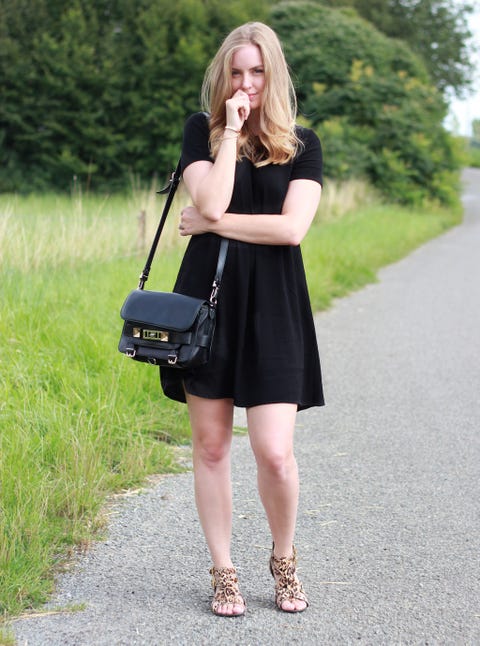 Como combinar un vestido negro en verano Como combinar un vestido negro en verano