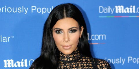 Kim Kardashian la lía con su último retoque en photoshop - Kim Kardashian, su peor retoque de photoshop Kim Kardashian la lía con su último retoque en photoshop - Kim Kardashian, su peor retoque de photoshop