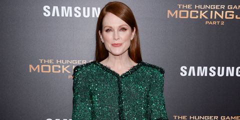 Julianne Moore de verde esperanza