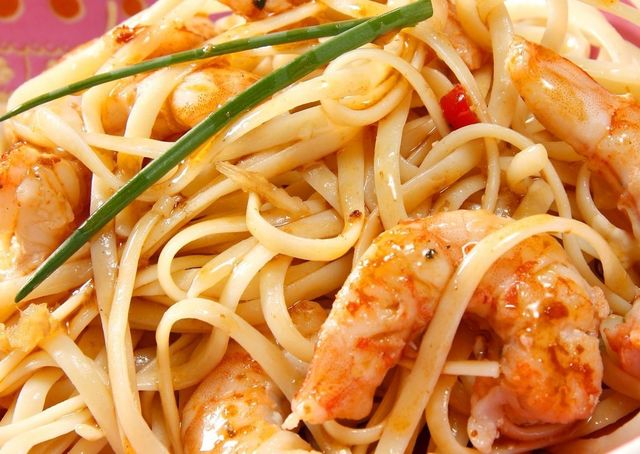 Food, Noodle, Pasta, Spaghetti, Cuisine, Ingredient, Chinese noodles, Lo mein, Al dente, Pancit, 