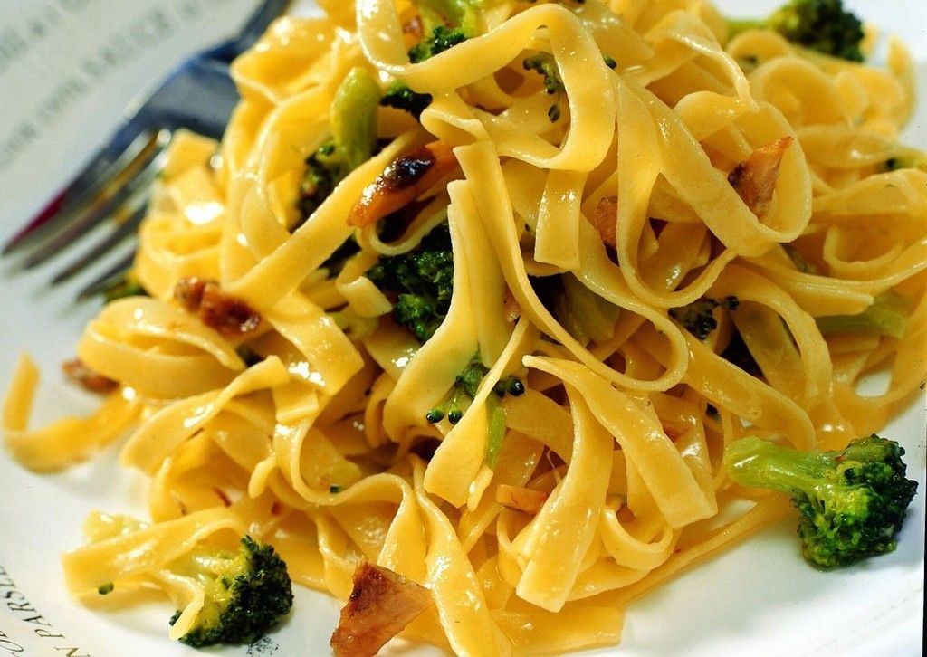 Pasta, Food, Cuisine, Yellow, Ingredient, Tagliatelle, Fettuccine, Dish, Noodle, Recipe, 