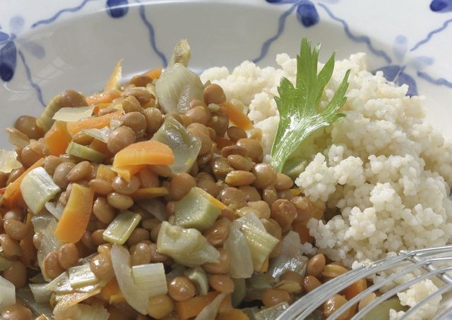 Food, Ingredient, Rice, Produce, White rice, Leaf vegetable, Cuisine, Kitchen utensil, Jasmine rice, Recipe, 