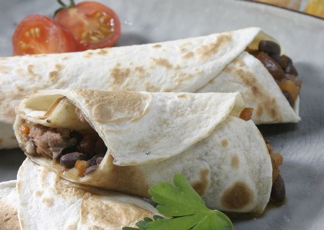 Food, Cuisine, White, Leaf, Dish, Ingredient, Flatbread, Sandwich wrap, Kati roll, Wrap roti, 