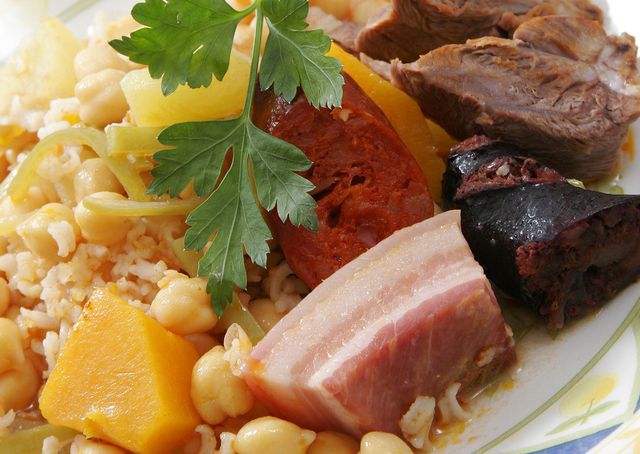 Food, Ingredient, Beef, Recipe, Meat, Garnish, Cuisine, Dish, Pork, Boeuf à la mode, 
