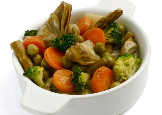 Food, Produce, Ingredient, Leaf vegetable, Tableware, Vegetable, Natural foods, Broccoli, Bowl, Cuisine, 