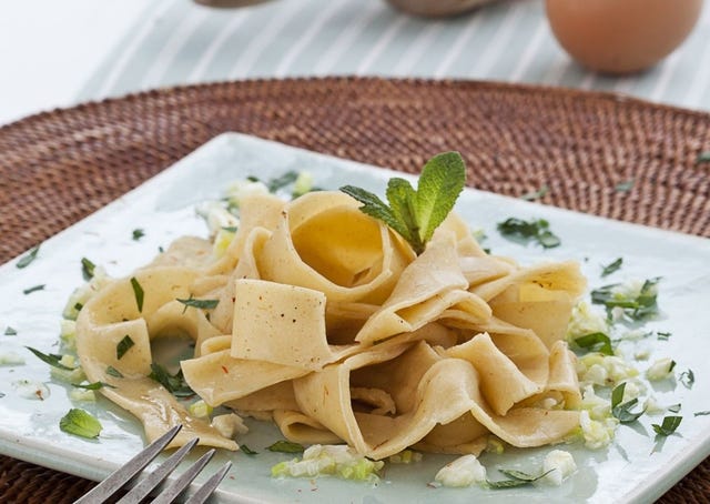 Food, Cuisine, Pasta, Ingredient, Dishware, Recipe, Grapefruit, Tableware, Serveware, Dish, 