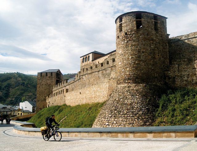 La muralla de Ponferrada data de la época medieval.