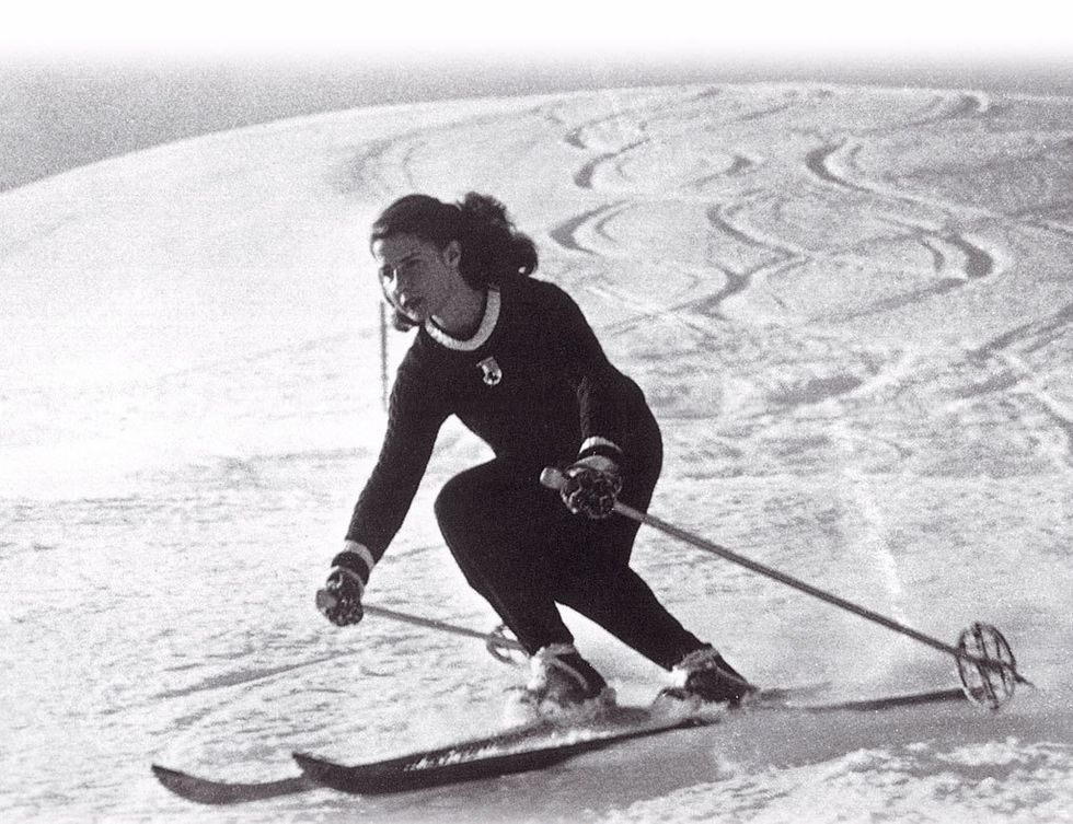 <p>La Duquesa de Alba praticaba sus deportes favoritos con asiduidad. Uno de ellos<strong>, el esquí.</strong></p>