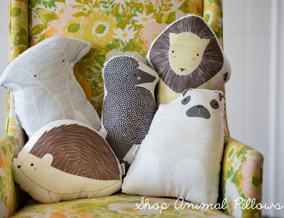 <p>Cojines de animales de <a href="http://shop.gingiber.com/collections/animal-pillows" title="Gingiber" target="_blank">Gingiber</a> (24 €).</p>