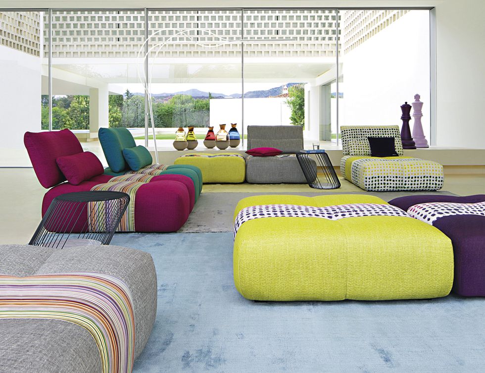 <p>Relax total con los sofás modulares <i>Parcours</i>, de Roche Bobois, c.p.v.</p>