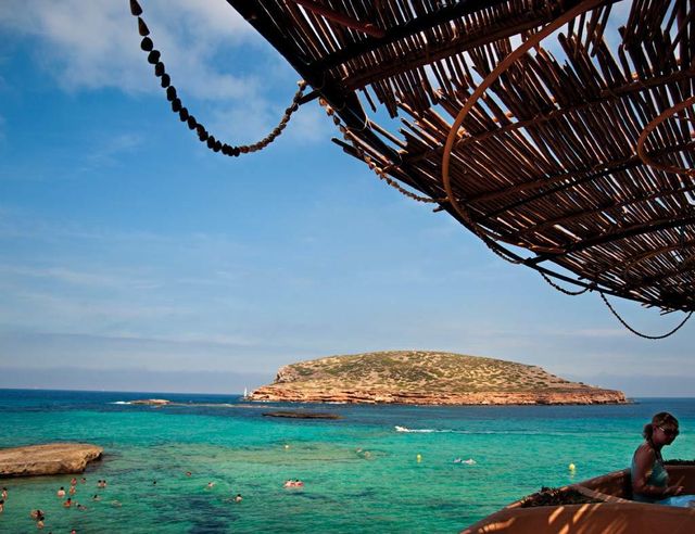 Vista desde la terraza de Sunset Ashram, en Cala Conta.