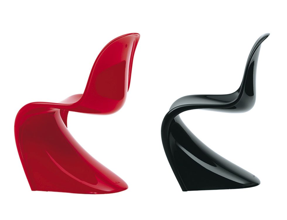 <p>Con 53 años de vida, la silla Panton es ya un icono del diseño contemporáneo. De Verner Panton.</p>