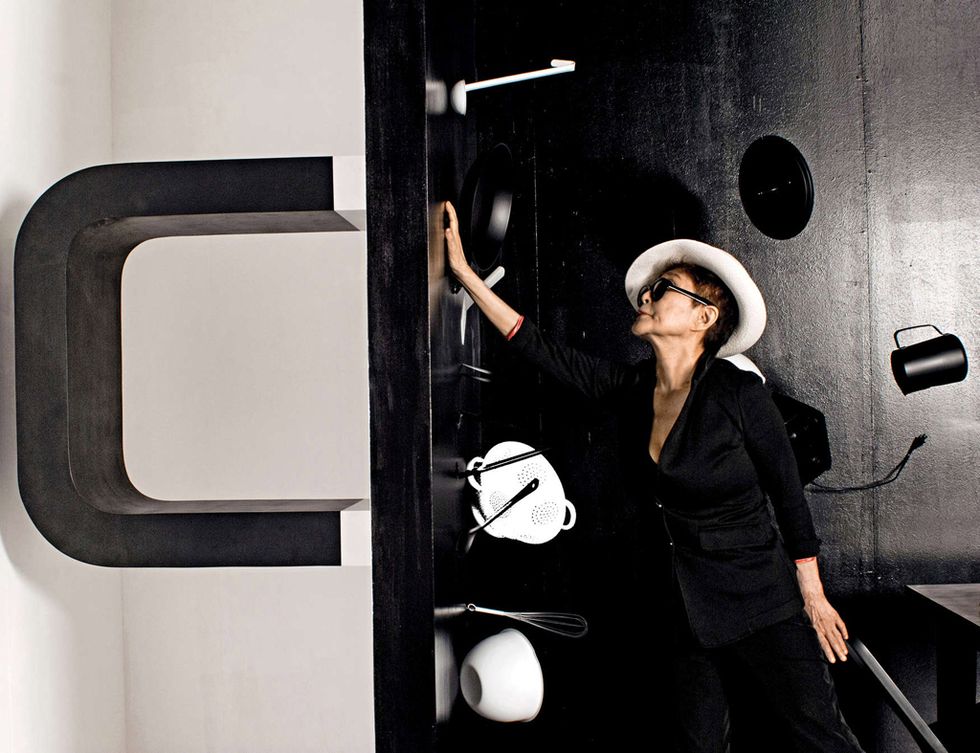 <p>Otra mujer ligada al grupo de Liverpool, <strong>Yoko Ono</strong> -cumple 80 años- exhibe su obra en el Museo Lousiana de Copenhague. Una ambiciosa retrospectiva que da cuenta de la versatilidad de una artista múltiple, pionera de la performance y de la instalación. Copenhague. <strong>Hasta el 29 de septiembre.</strong> </p>