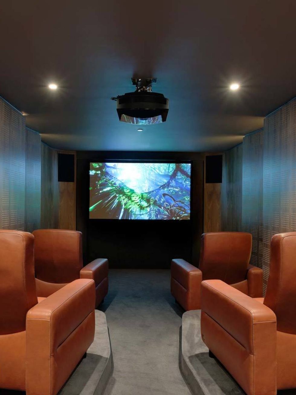Cómo crear una sala de cine en casa - Taringa!  Media room design, Home  cinema room, Home theater rooms