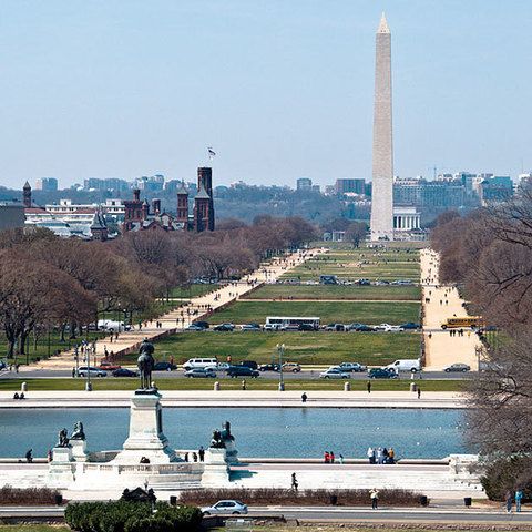 National Mall, una gran extensión que une el Capitolio con la Casa Blanca.