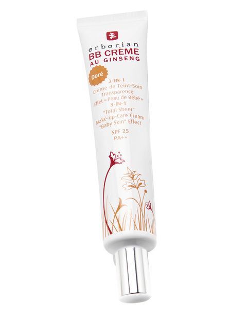 <p><i>BB Cream Au Ginseng</i> (45 €) de <strong>Erborian</strong>. Fórmula 3 en 1 que unifica el tono y corrige las imperfecciones, hidrata y ofrece un acabado radiante.</p>