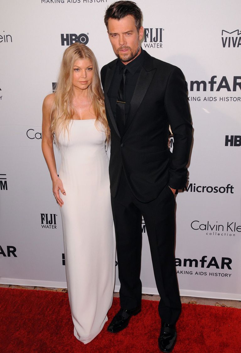 <p>La cantante acudió acompañada de su marido, el actor&nbsp;<strong>Josh Duhamel </strong>también vestido por<strong>&nbsp;Calvin Klein Collection.</strong></p>