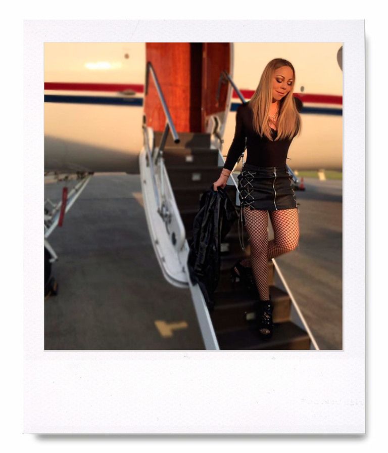 <p>Los 'fans' de <strong>Mariah Carey</strong> no han dudado en sacarle los colores a la cantante y actriz por esta imagen que ha colgado en Instagram: según ellos, la ha modificado para parecer más delgada.</p>
