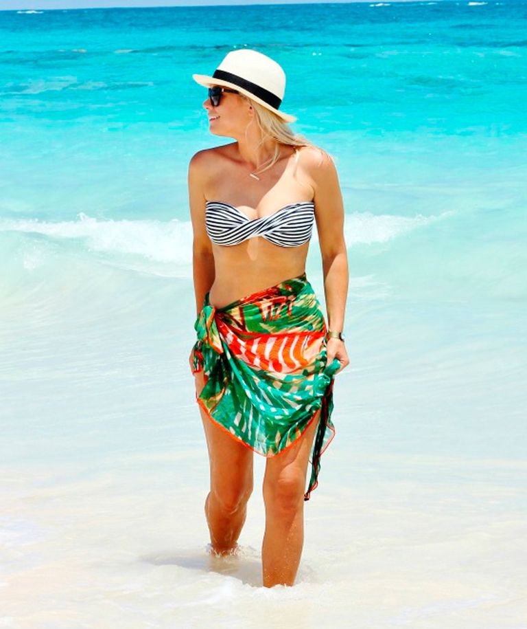 Fotos: Pareo, sombrero, camisa 10 looks para ir a la playa inspiradores  y con mucho estilo