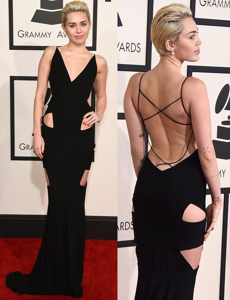 <p>Con escote en la espalda y aberturas laterales sí, pero lo cierto es que vimos a Miley&nbsp;bastante discreta, para lo que es ella, con este <strong>Alexandre Vauthier Couture&nbsp;</strong>en los Grammy 2015.</p>