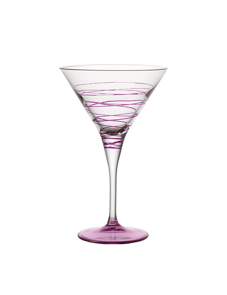 <p>Copa de martini con espirales en color violeta (8,75 €), de <a href="http://www.elcorteingles.es/tienda/hogar/browse/productDetail.jsp?productId=A5544651&amp;categoryId=999.1330531942&amp;selectedSkuColor=135.1239895466&amp;fromAjax=true&amp;cm_mmc=elle%20_%20contenedores-_-acuerdo%20_%202014-07-08%20_%20hogar-_-noticia%20_%20deco-_-la%20hora%20del%20coctel" target="_blank"><strong>Leonardo.</strong></a></p>