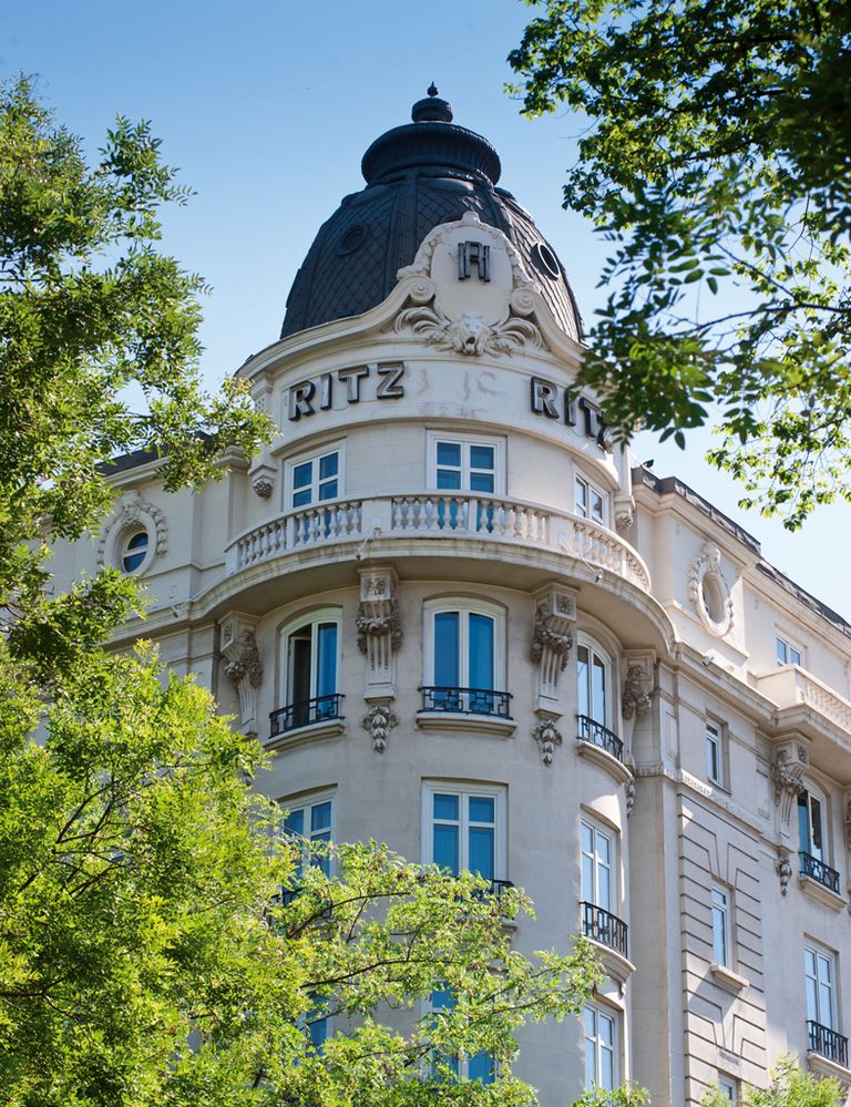 <p>El emblemático Hotel Ritz de Madrid fue el escenario perfecto elegido para rodar las escenas de nuestro corto.</p>