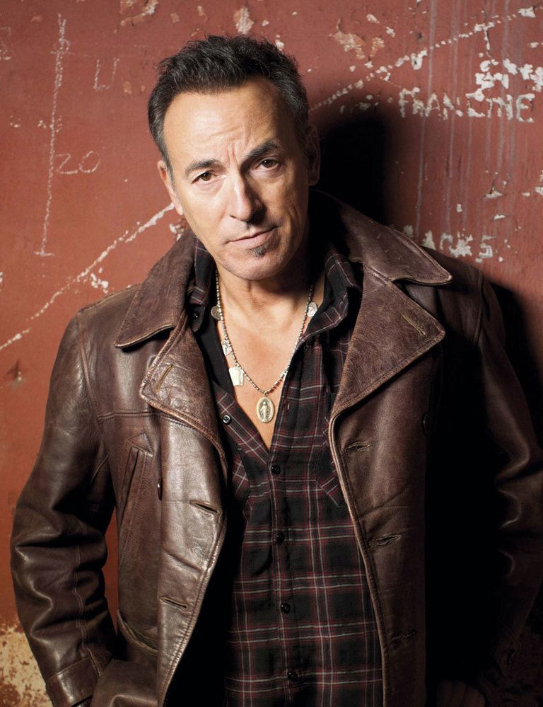 <p>Apunta esta fecha: 14 de enero. Tienes una cita con el nuevo disco de estudio de Bruce Springsteen. Es el número 18, se llama <i>High Ropes</i> (Sony) y contiene 12 temas grabados entre Nueva Jersey, Los Ángeles, Atlanta, Nueva York y Australia. Letras que calan en las emociones de todas las generaciones, envueltas en el sonido mítico de la E Street Band y la promesa de convertirse en himnos.&nbsp; </p>