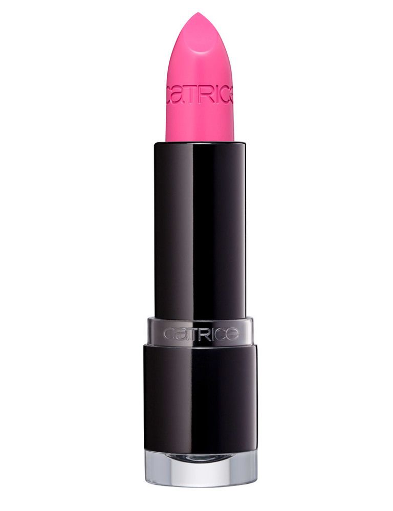 <p>'Velvet Lip Color' (4,59 €), barra de labios cremosa de acabado aterciopelado, de <strong>Catrice</strong>.</p>